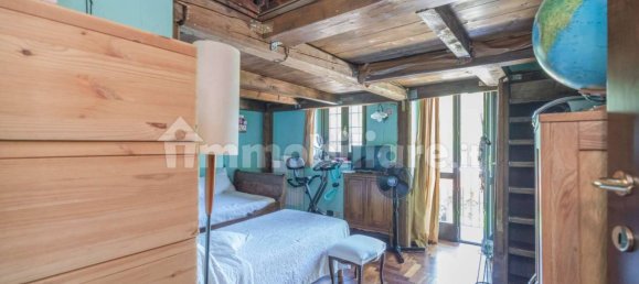 2 bedrooms House in Turin, Italy No. 350251 15