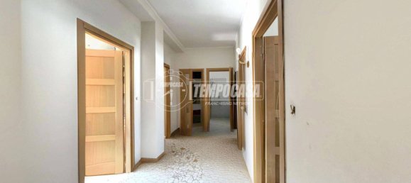 Apartamento de 2 dormitorios en Milan, Italy No. 332279 5