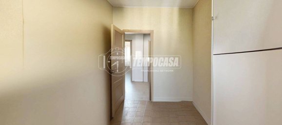 Apartamento de 2 dormitorios en Milan, Italy No. 332279 8