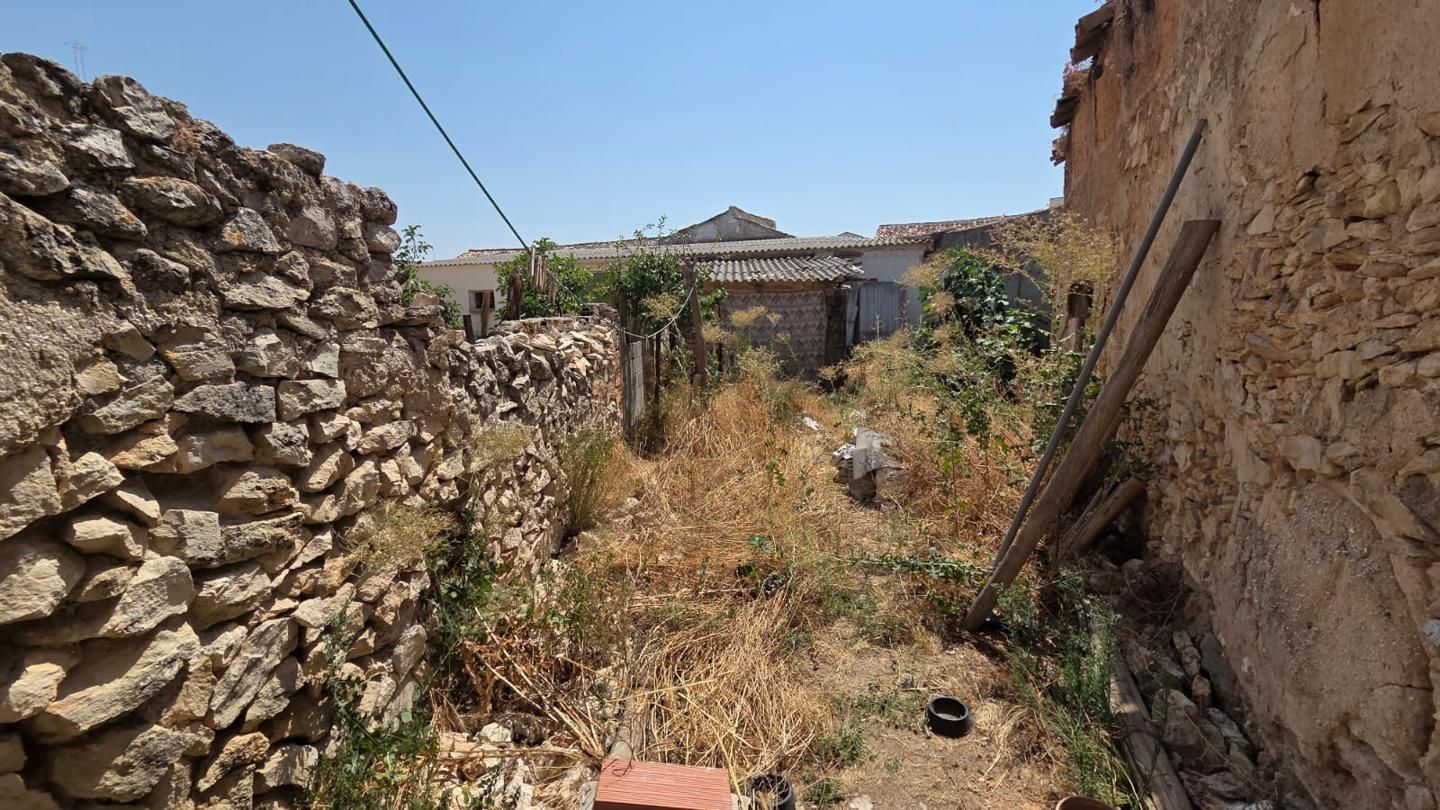 Casa de 4 dormitorios en Cuenca, Spain No. 206462