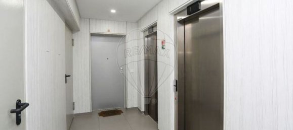 Квартира с 3 спальнями в Одивелаш, Португалия № 71805 13