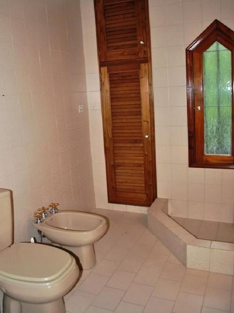 Дом с 3 спальнями в Эстебан Эчеверрия, Аргентина № 5213