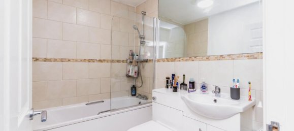 2 bedrooms Apartment in Croydon, United Kingdom No. 7939 5