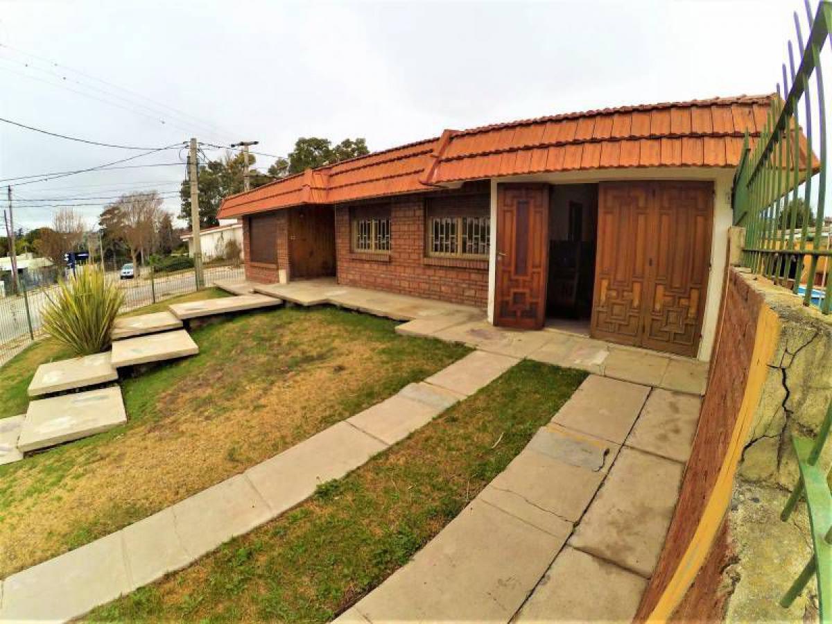 3 bedrooms House in Cordoba, Argentina No. 10715