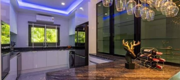 5 bedrooms Cafe / restaurant in Pattaya, Thailand No. 25052 14