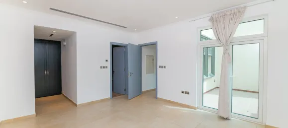 3 Schlafzimmer Villa in Jumeirah Park, UAE, Nr. 106154 6