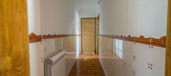 4 bedrooms House in Sangalhos, Portugal No. 26446 11