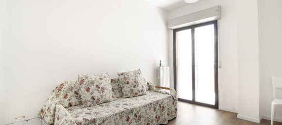 Apartamento de 3 dormitorios en Alba Adriatica, Italy No. 362383 7