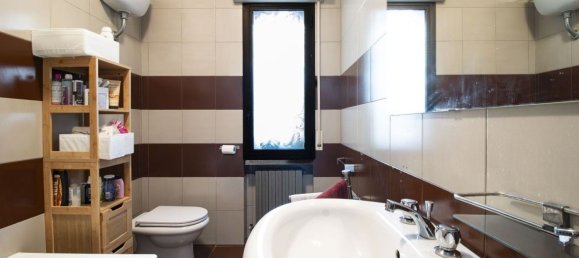 Apartamento de 3 dormitorios en Alba Adriatica, Italy No. 362383 19