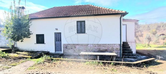 3 bedrooms House in Tondela, Portugal No. 157386 2