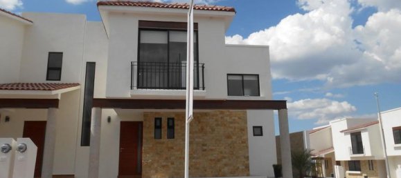 Casa T3 em El Marques, Mexico N.º 181684 2