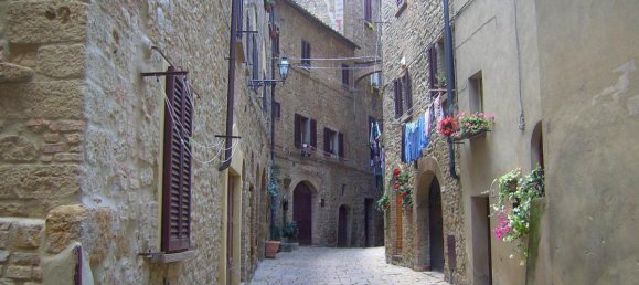 3 غرف نوم شقة في Volterra, Italy رقم 1498 2