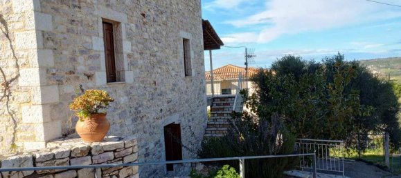 3 bedrooms Commercial property in Pyrgos, Greece No. 2495 7