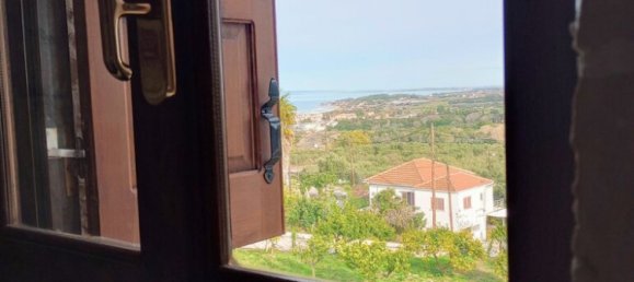 3 bedrooms Commercial property in Pyrgos, Greece No. 2495 21