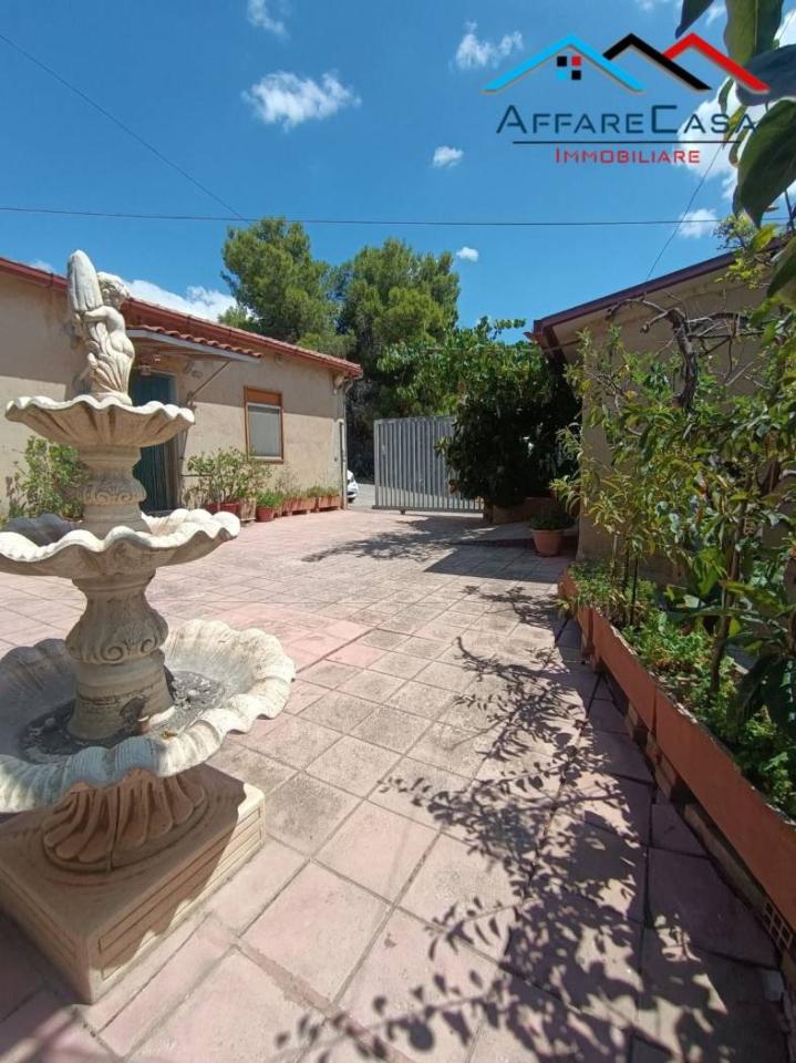 4-salle Villa à Caltanissetta, Italy No. 147322