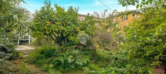 2 غرف نوم شقة في La Spezia, Italy رقم 145057 17