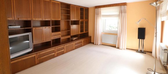 13 rooms Building in Hof, Germany No. 267727 15