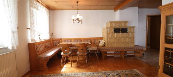 13 rooms Building in Hof, Germany No. 267727 5