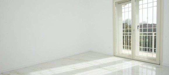 4 rooms Penthouse in Monterotondo, Italy No. 38533 5