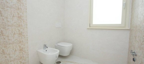 4 rooms Penthouse in Monterotondo, Italy No. 38533 9