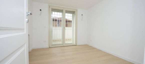 4 rooms Penthouse in Monterotondo, Italy No. 38533 12