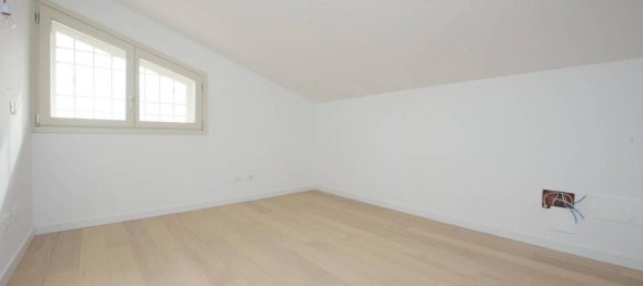 4 rooms Penthouse in Monterotondo, Italy No. 38533 14