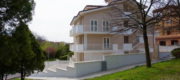 4 rooms Penthouse in Monterotondo, Italy No. 38533 22