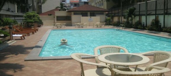 Villa de 3 dormitorios en Tay Ho, Vietnam No. 5768 8