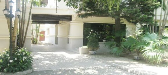 Villa de 3 dormitorios en Tay Ho, Vietnam No. 5768 2