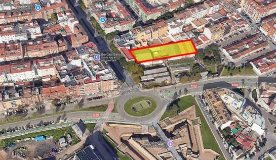 Terreno em Badajoz, Spain 2284 m² N.º 229599