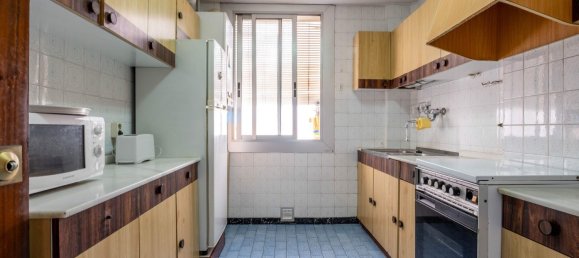 4 bedrooms Apartment in Zaragoza, Spain No. 151643 9