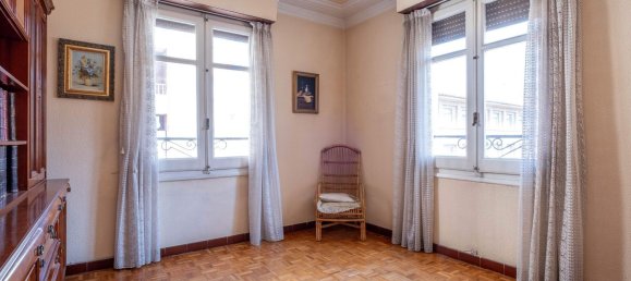 4 bedrooms Apartment in Zaragoza, Spain No. 151643 2