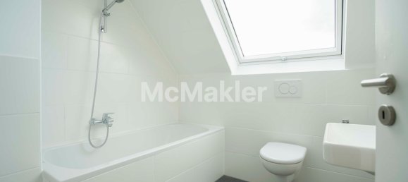 Duplex T2 em Augsburg, Germany N.º 63876 6