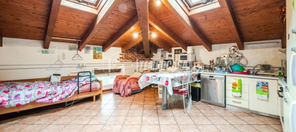 2 Schlafzimmer Wohnung in Medesano, Italy, Nr. 191224 4