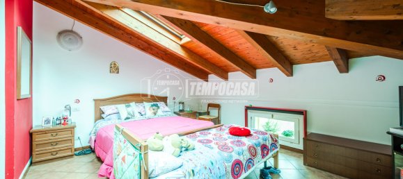 2 Schlafzimmer Wohnung in Medesano, Italy, Nr. 191224 10