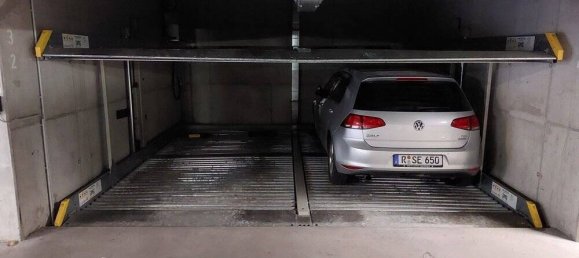 Parkplatz in Regensburg, Germany, Nr. 38490 4