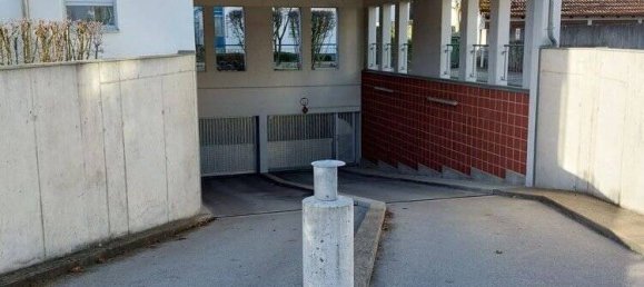 Parkplatz in Regensburg, Germany, Nr. 38490 2