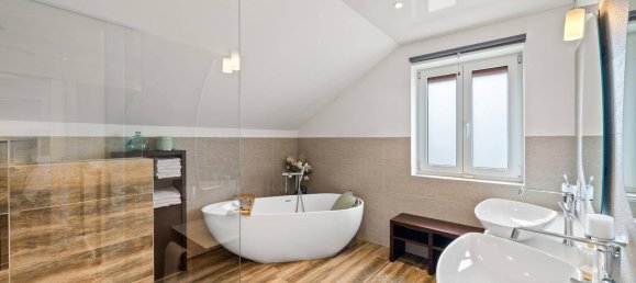 4 bedrooms House in Traiskirchen, Austria No. 155303 8