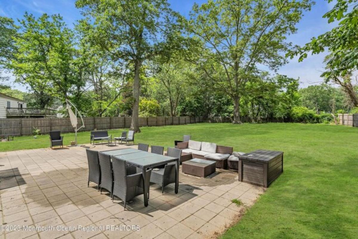 6 bedrooms House in Eatontown, USA No. 440372