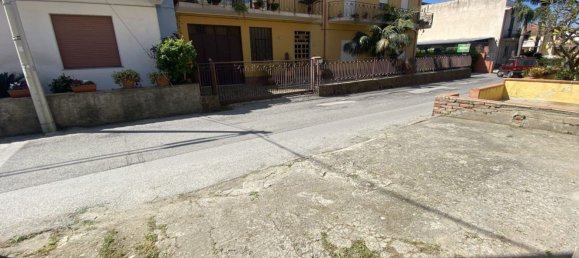Garage à Milazzo, Italy 108m² No. 126103 2