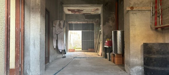 Garage à Milazzo, Italy 108m² No. 126103 3