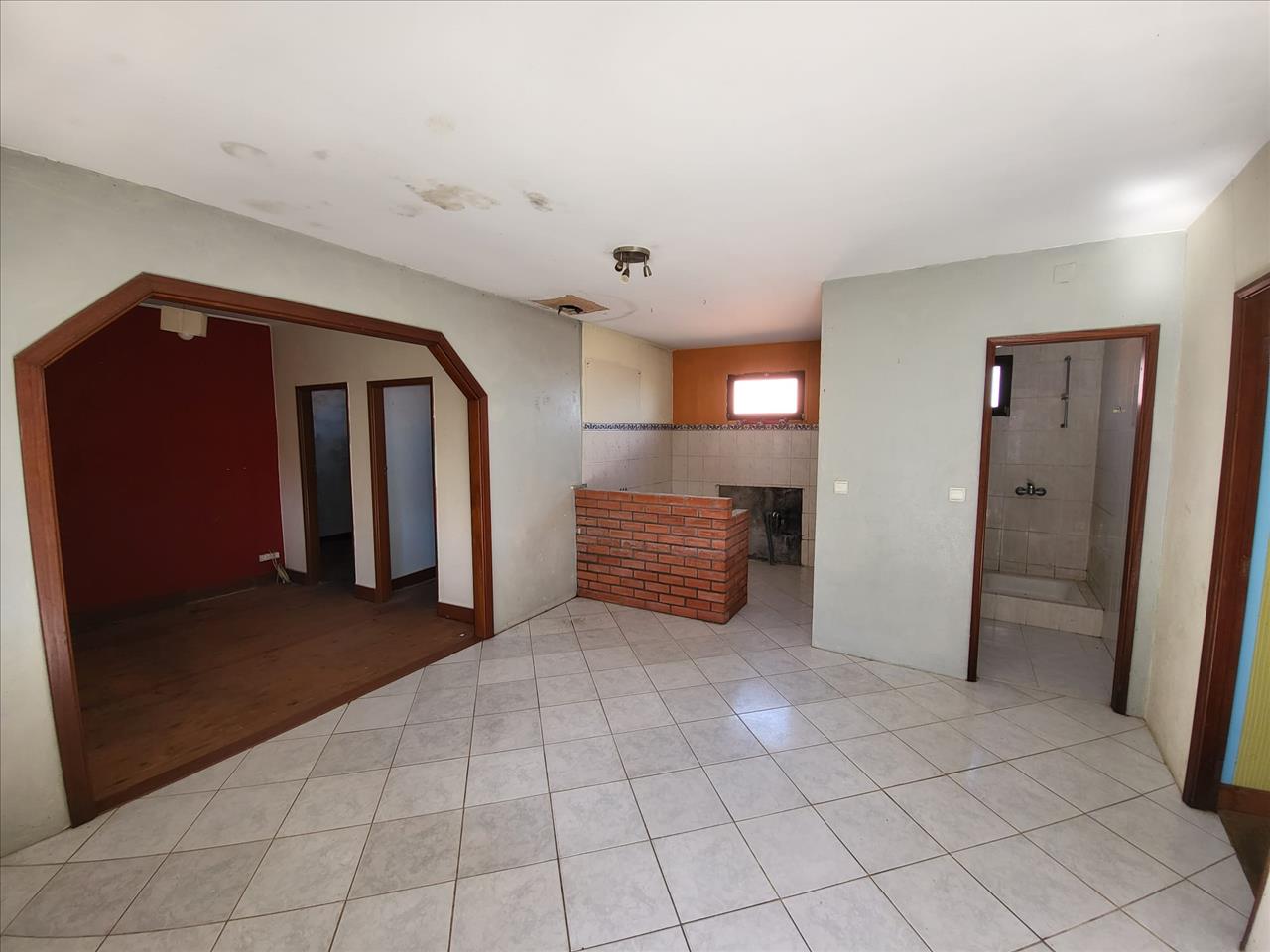 2 bedrooms House in Pinheiro de Azere, Portugal No. 178612