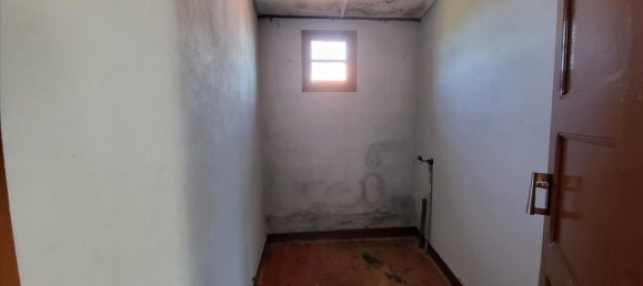 2 bedrooms House in Pinheiro de Azere, Portugal No. 178612 2