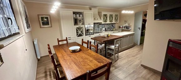 5 bedrooms House in Todi, Italy No. 358335 5