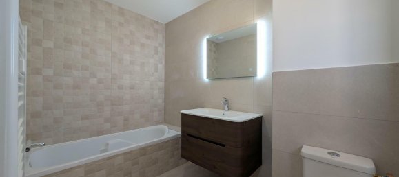 3 bedrooms House in Vias, France No. 297602 15