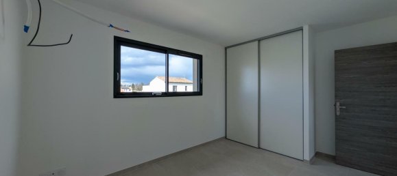 3 bedrooms House in Vias, France No. 297602 12