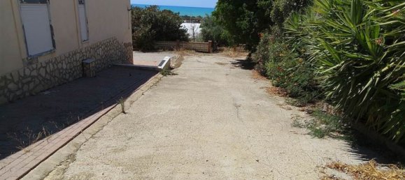 5 rooms Villa in Licata, Italy No. 300803 4