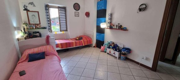 3-salle Appartement à Limbiate, Italy No. 152009 19