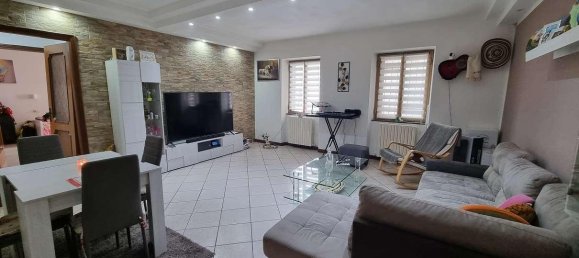 3-salle Appartement à Limbiate, Italy No. 152009 10