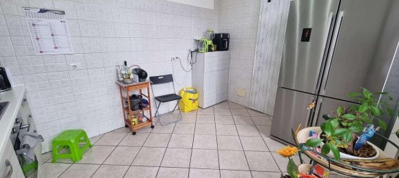 3-salle Appartement à Limbiate, Italy No. 152009 8